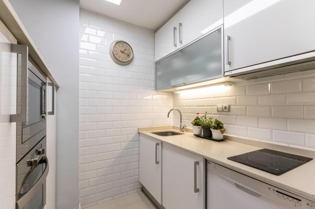 Apartamento En Centro De Bilbao, Deusto Apartment Exterior photo